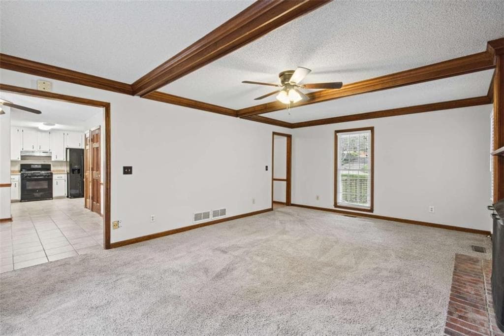 3 bedroom, 3 bathroom, 1,748 sq ft single family residence for sale at 3111 Lakepoint Circle, Acworth, GA 30102 — photo 10