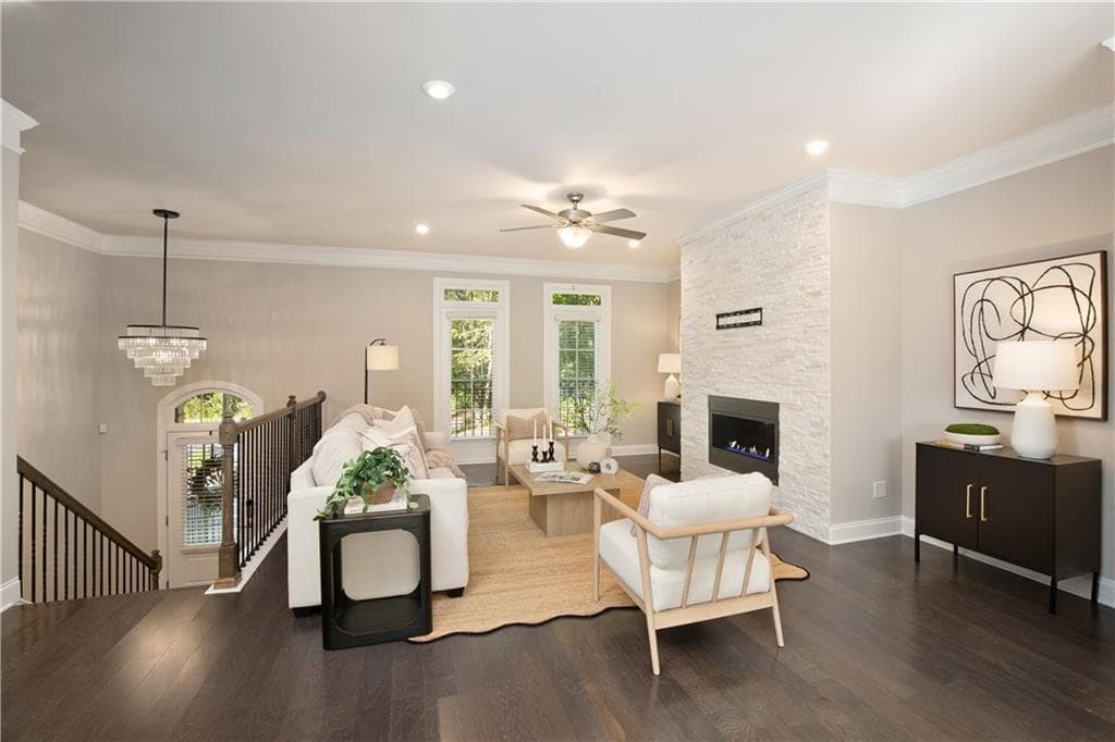 4 bedroom, 4 bathroom, 2,414 sq ft townhouse for sale at 4008 Townsend Lane, Dunwoody, GA 30346 — photo 3