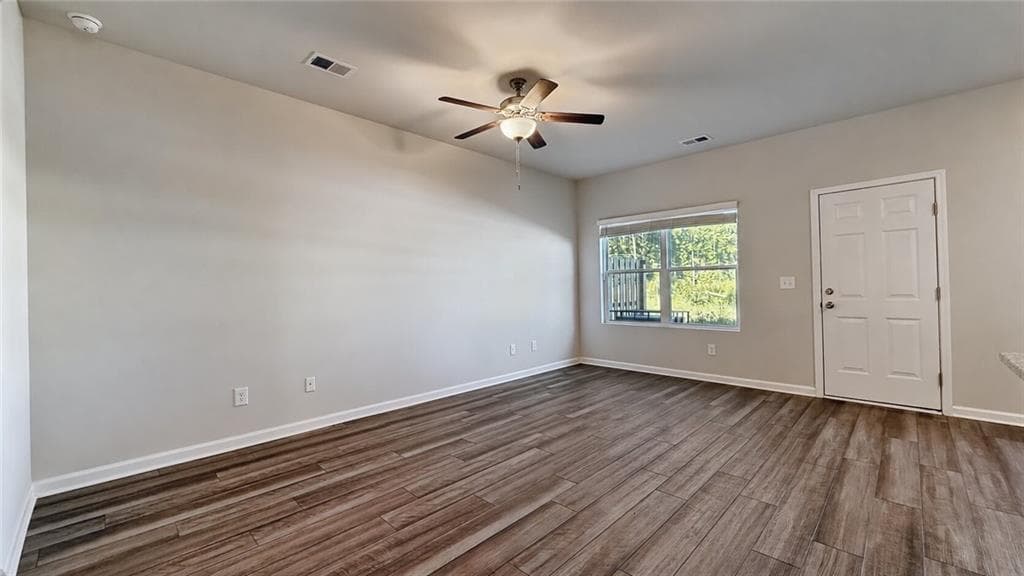 3 bedroom, 3 bathroom, 1,664 sq ft condominium for sale at 100 Brexley Drive, Calhoun, GA 30701 — photo 8