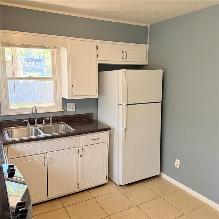 3 bedroom, 3 bathroom, 1,249 sq ft single family residence for rent at 6565 Woodford Road, South Fulton, GA 30349 for $1,500 a month — photo 4
