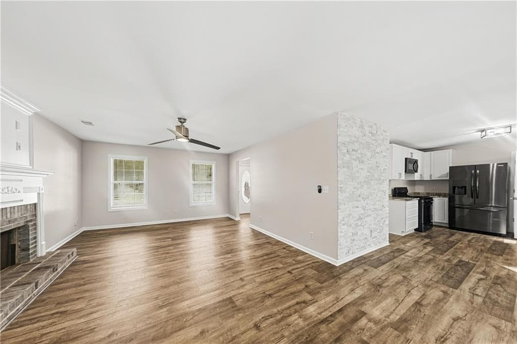 4 bedroom, 3 bathroom, 1,937 sq ft single family residence for sale at 238 Hunters Chase, Mcdonough, GA 30253 — photo 6