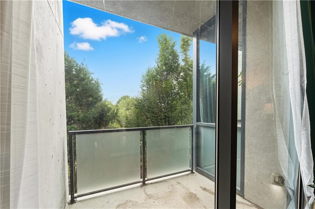 1 bedroom, 1 bathroom, 795 sq ft condominium for rent at 480 John Wesley Dobbs Avenue 415, Atlanta, GA 30312 for $1,950 a month — photo 9