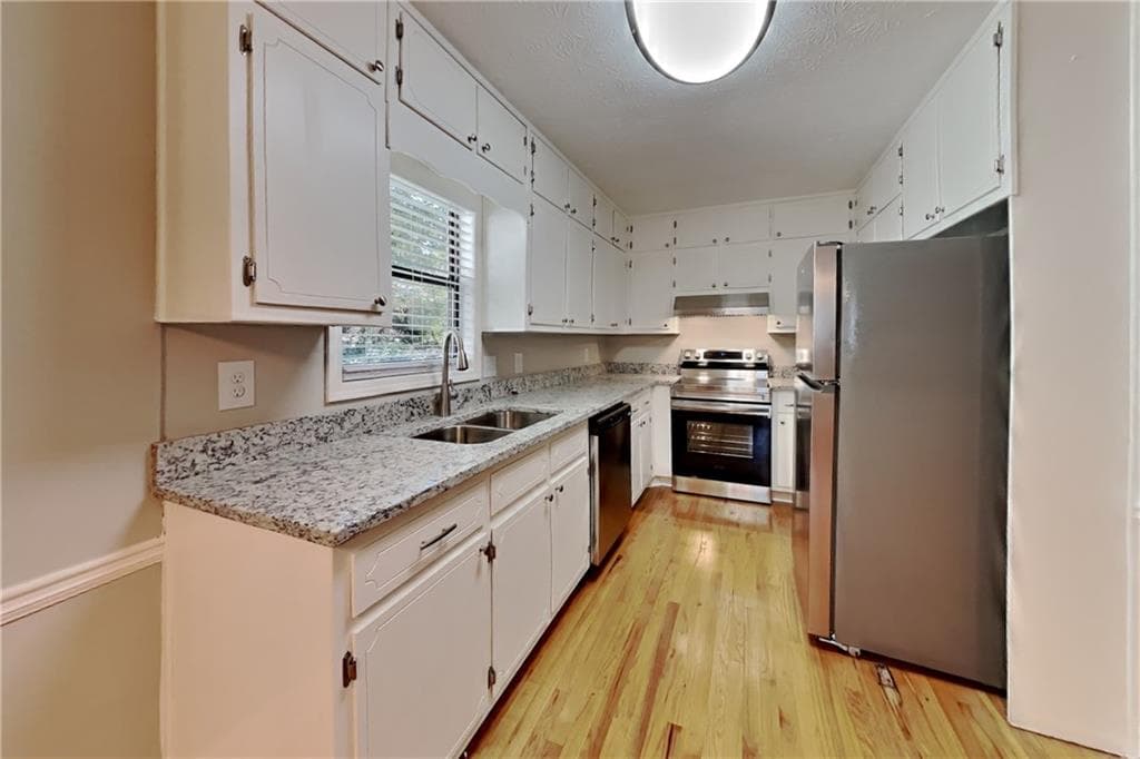 3 bedroom, 3 bathroom, 1,632 sq ft single family residence for rent at 1208 Gate Post Lane, Lawrenceville, GA 30044 for $2,050 a month — photo 5