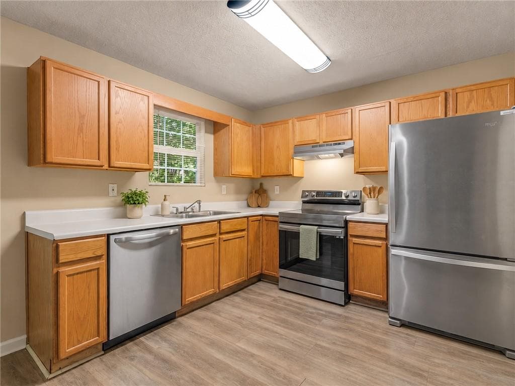 4 bedroom, 3 bathroom, 1,500 sq ft single family residence for rent at 160 Melinda Drive, Stockbridge, GA 30281 for $1,850 a month — photo 8