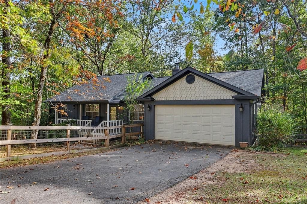 3 bedroom, 2 bathroom, 1,428 sq ft single family residence for sale at 193 Copper Mill Road, Dahlonega, GA 30533