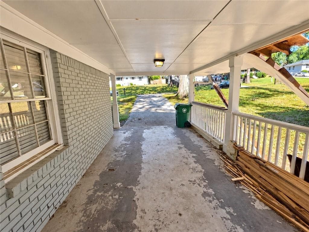 3 bedroom, 2 bathroom, 1,531 sq ft single family residence for sale at 1767 Arkose Drive, Atlanta, GA 30316 — photo 3