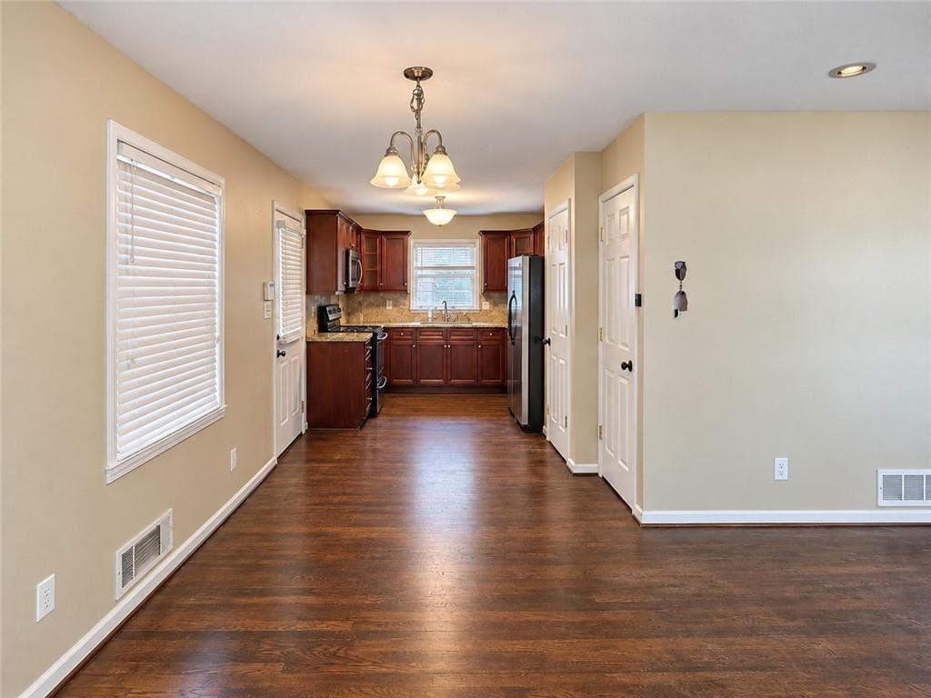 3 bedroom, 2 bathroom, 1,531 sq ft single family residence for sale at 1767 Arkose Drive, Atlanta, GA 30316 — photo 7