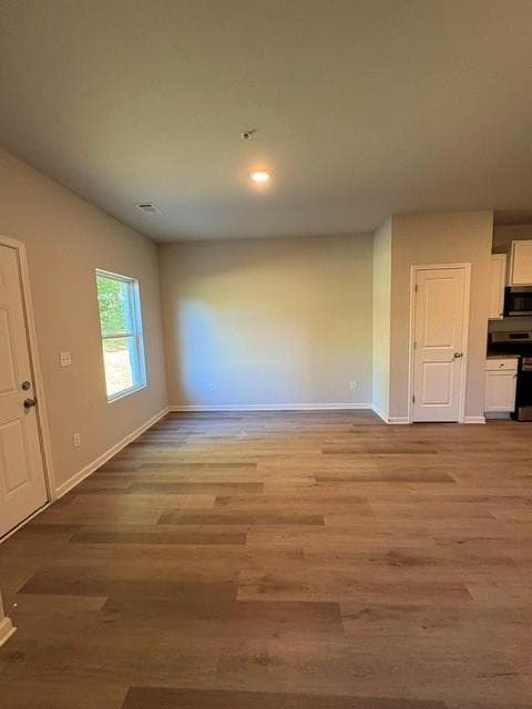3 bedroom, 3 bathroom, 3,998 sq ft townhouse for rent at 1171 Pinedale Circle, Conyers, GA 30012 for $1,750 a month — photo 6
