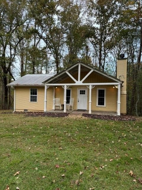 2 bedroom, 2 bathroom, 860 sq ft single family residence for rent at 1329 Highway 52, Dahlonega, GA 30533 for $1,925 a month — photo 1 of 22