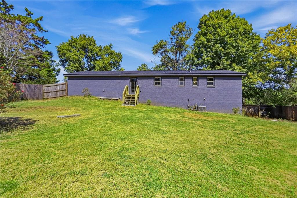 3 bedroom, 2 bathroom, 962 sq ft single family residence for sale at 3841 Lavilla Drive, Powder Springs, GA 30127 — photo 5