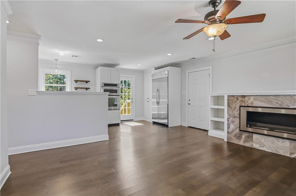 3 bedroom, 2 bathroom, 962 sq ft single family residence for sale at 3841 Lavilla Drive, Powder Springs, GA 30127 — photo 7