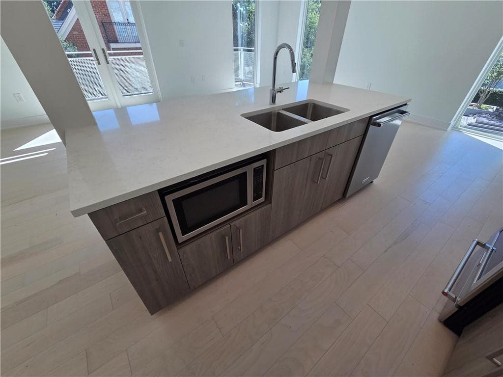2 bedroom, 2 bathroom, 1,345 sq ft condominium for rent at 775 Juniper Street 302, Atlanta, GA 30308 for $2,995 a month — photo 10