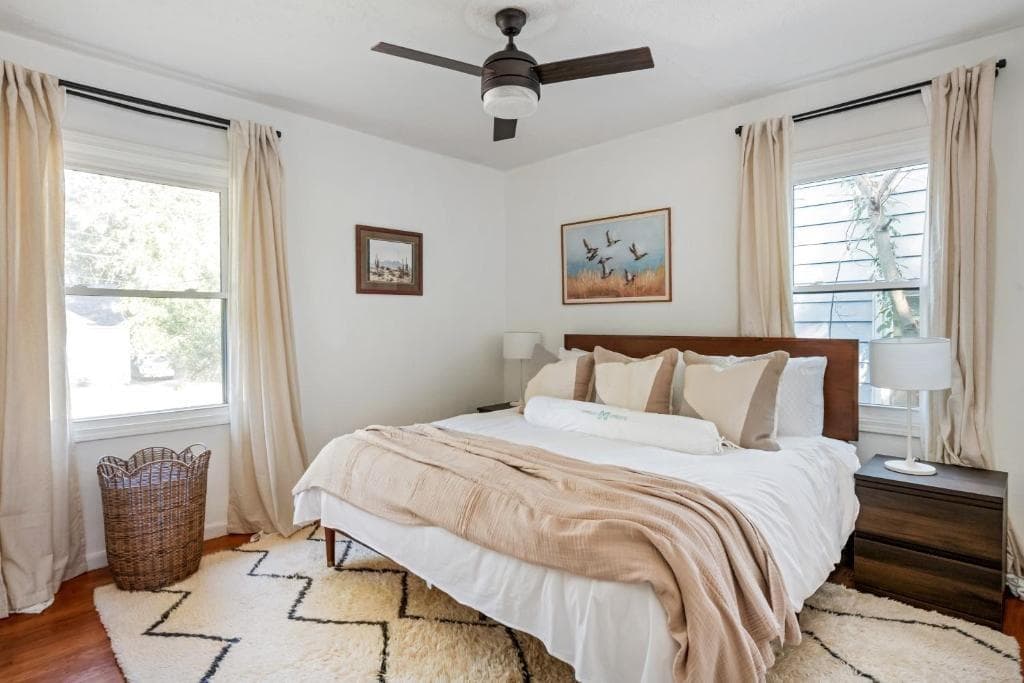 2 bedroom, 1 bathroom, 1,040 sq ft single family residence for rent at 480 Glenwood Place, Atlanta, GA 30316 for $4,100 a month — photo 3