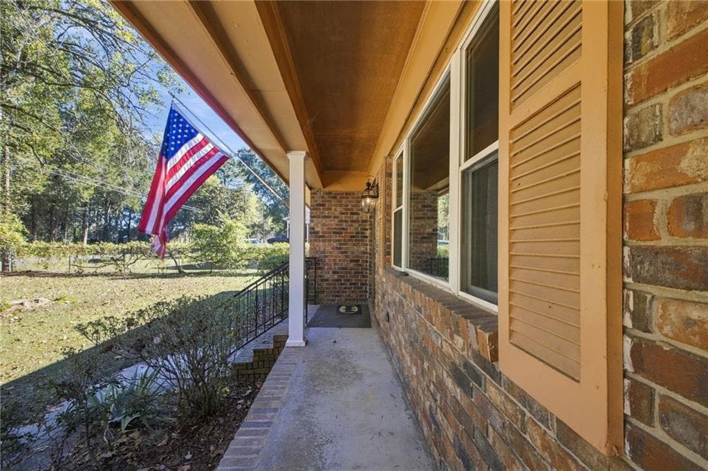 3 bedroom, 2 bathroom single family residence for sale at 16 Mango Road, Rome, GA 30161 — photo 4