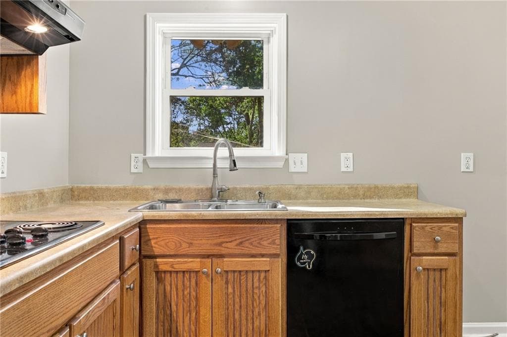 3 bedroom, 2 bathroom single family residence for sale at 16 Mango Road, Rome, GA 30161 — photo 10