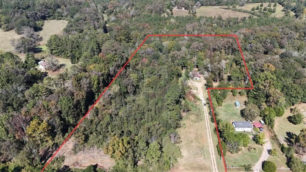 3 bedroom, 2 bathroom, 1,344 sq ft single family residence under contract at 3604 Piedmont Highway, Cedartown, GA 30125