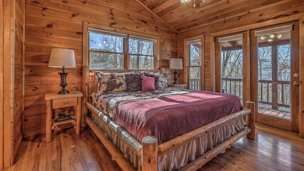 3 bedroom, 3 bathroom, 2,080 sq ft single family residence for rent at 348 The Forest Has Eyes, Blue Ridge, GA 30513 for $3,400 a month — photo 4