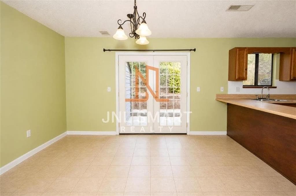 2 bedroom, 2 bathroom, 1,272 sq ft townhouse for rent at 297 Toweridge Drive, Marietta, GA 30064 for $1,650 a month — photo 4