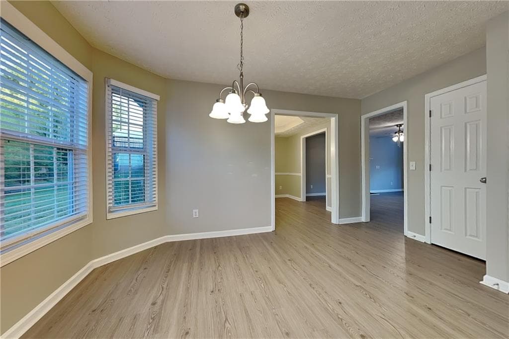 4 bedroom, 3 bathroom, 2,118 sq ft single family residence for rent at 3190 Wrenwood Court, Loganville, GA 30052 for $2,350 a month — photo 6