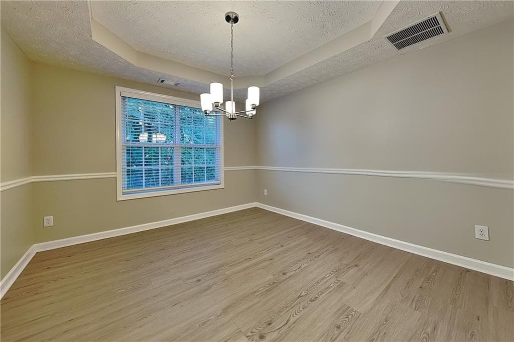 4 bedroom, 3 bathroom, 2,118 sq ft single family residence for rent at 3190 Wrenwood Court, Loganville, GA 30052 for $2,350 a month — photo 7