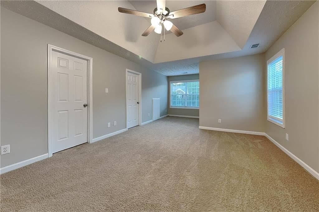 4 bedroom, 3 bathroom, 2,118 sq ft single family residence for rent at 3190 Wrenwood Court, Loganville, GA 30052 for $2,350 a month — photo 8