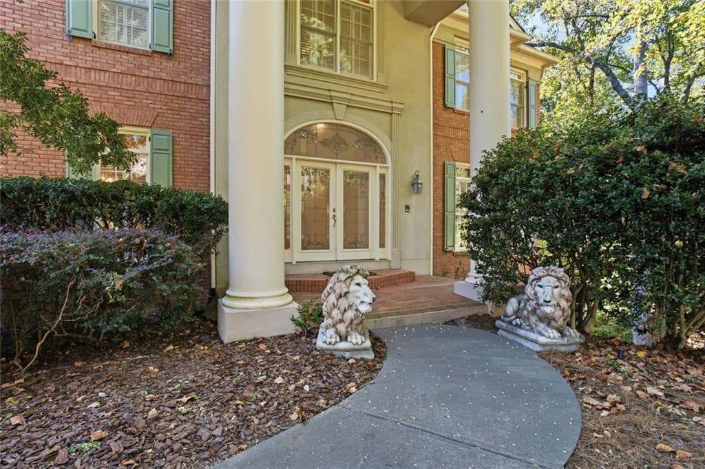 4 bedroom, 4 bathroom, 6,212 sq ft single family residence for sale at 120 Sentinae Close, Sandy Springs, GA 30350