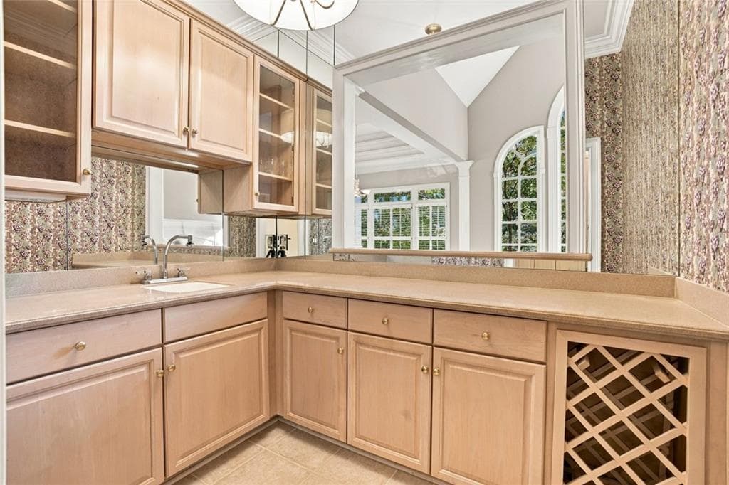 4 bedroom, 4 bathroom, 6,212 sq ft single family residence for sale at 120 Sentinae Close, Sandy Springs, GA 30350 — photo 9
