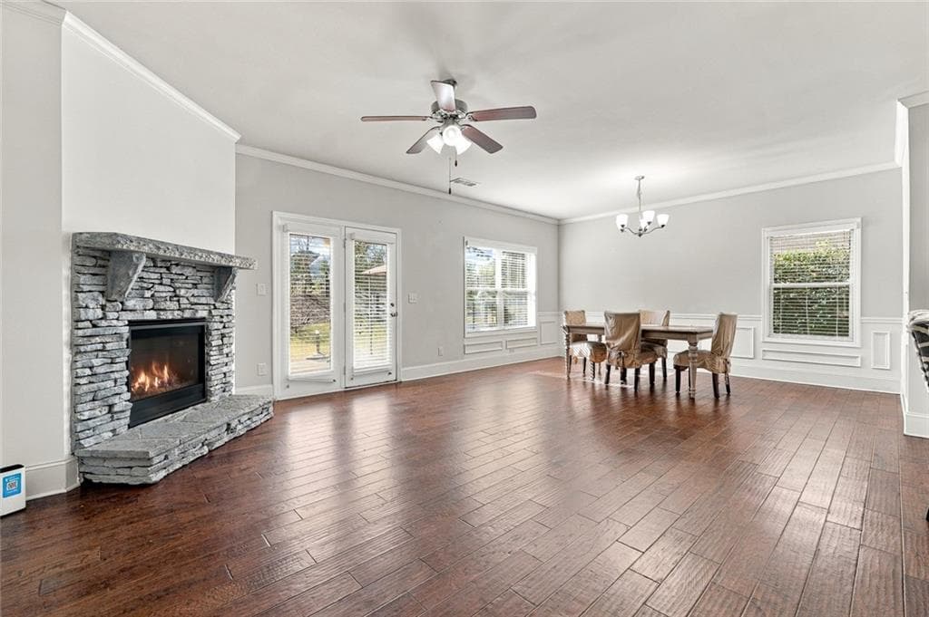 4 bedroom, 3 bathroom, 2,758 sq ft single family residence for rent at 6623 Rivergreen Road, Flowery Branch, GA 30542 for $2,800 a month — photo 4