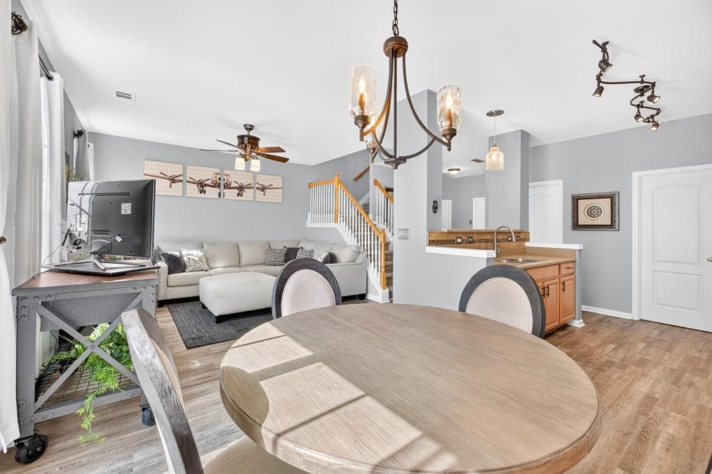 2 bedroom, 3 bathroom, 1,672 sq ft townhouse for sale at 3152 Brockenhurst Drive, Buford, GA 30519 — photo 7