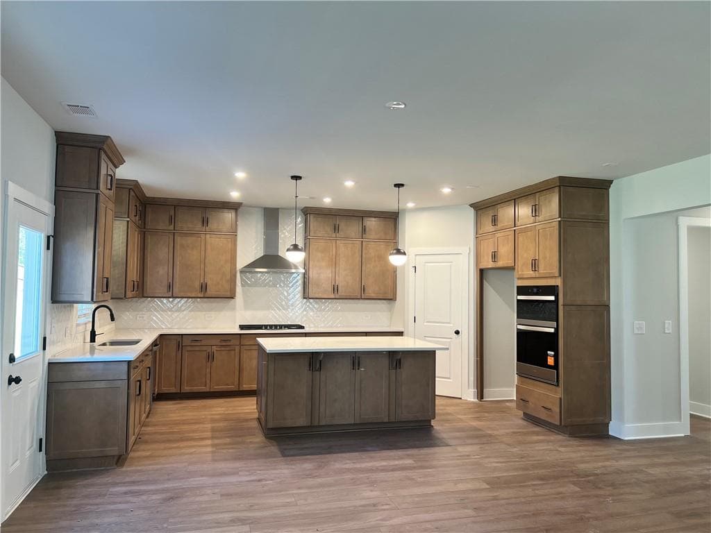 5 bedroom, 5 bathroom, 3,386 sq ft single family residence for sale at 4885 Rosarian Drive, Cumming, GA 30040 — photo 5