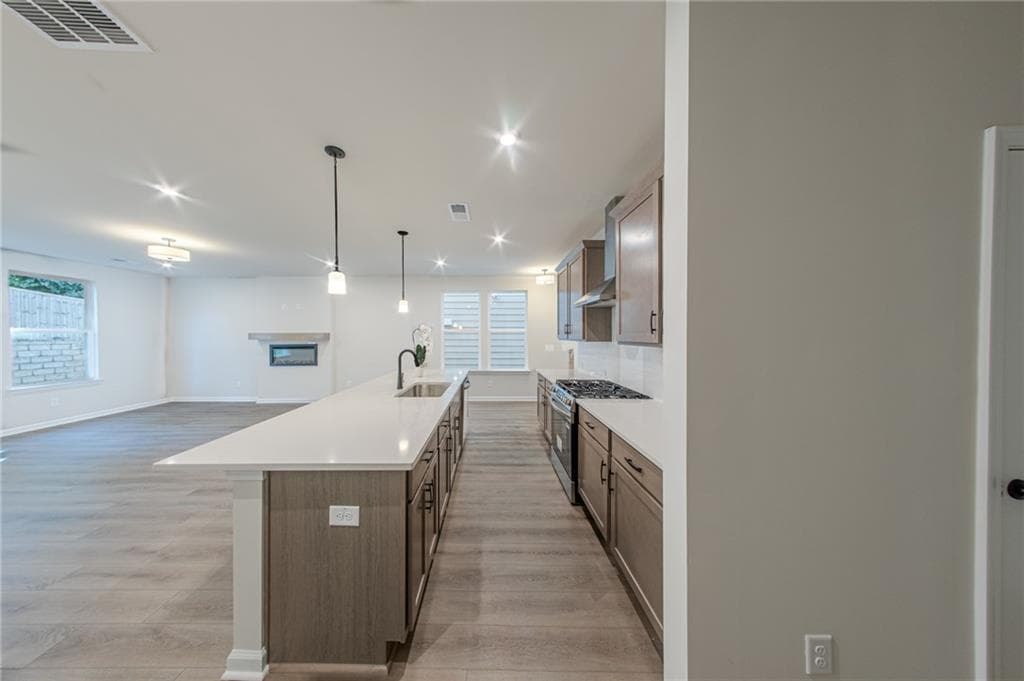 3 bedroom, 3 bathroom, 2,008 sq ft single family residence for rent at 744 Smokey Quartz Way, Kennesaw, GA 30144 for $2,995 a month — photo 3