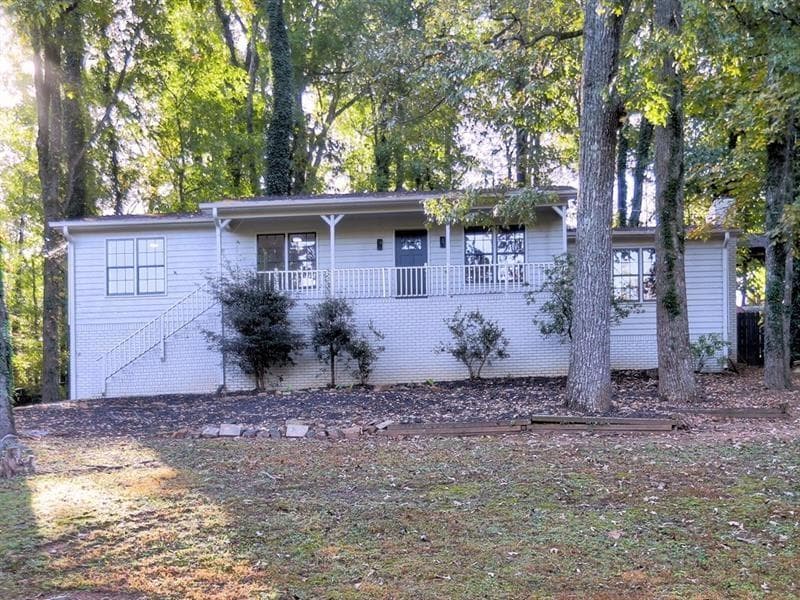 3 bedroom, 2 bathroom, 2,026 sq ft single family residence for rent at 562 Hidden Hills Court, Marietta, GA 30066 for $2,500 a month