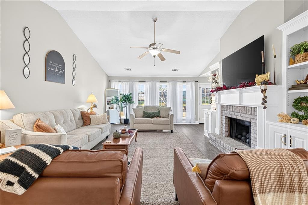 3 bedroom, 2 bathroom, 1,721 sq ft single family residence for sale at 2009 Massey Lane, Winder, GA 30680 — photo 7