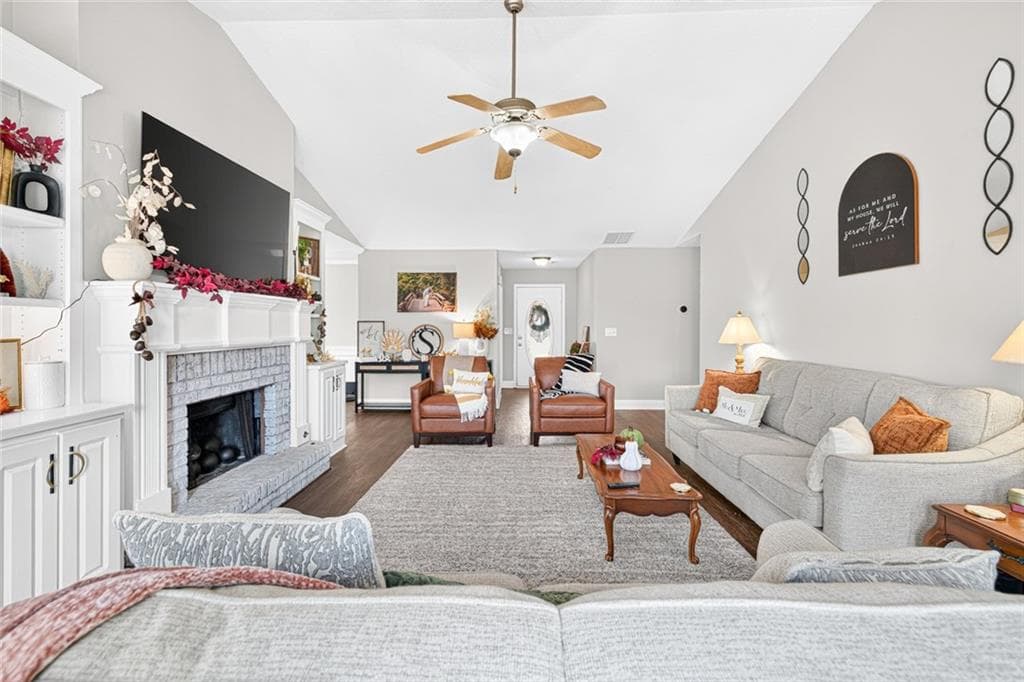 3 bedroom, 2 bathroom, 1,721 sq ft single family residence for sale at 2009 Massey Lane, Winder, GA 30680 — photo 9