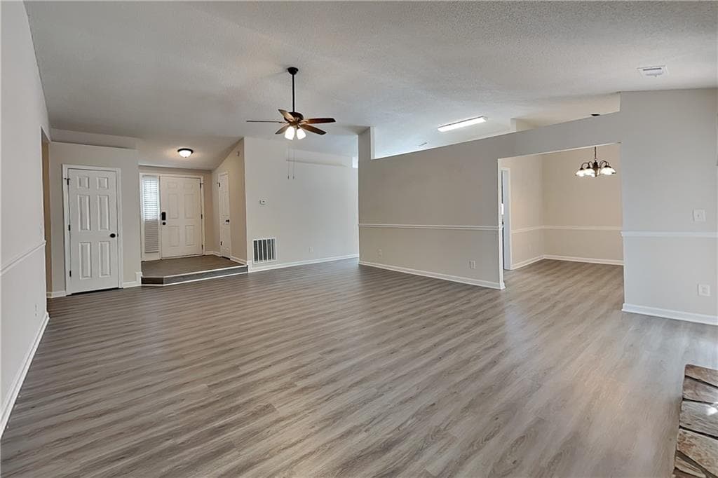3 bedroom, 2 bathroom, 1,708 sq ft single family residence for rent at 4010 Baywatch Cove, Acworth, GA 30101 for $1,890 a month — photo 2