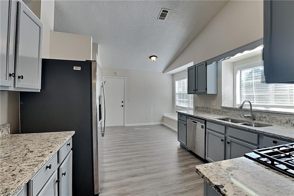 3 bedroom, 2 bathroom, 1,708 sq ft single family residence for rent at 4010 Baywatch Cove, Acworth, GA 30101 for $1,890 a month — photo 5