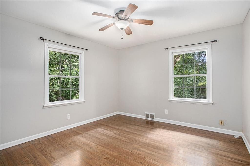 4 bedroom, 2 bathroom, 2,720 sq ft single family residence for rent at 1768 Briarlake Circle, Decatur, GA 30033 for $2,850 a month — photo 9