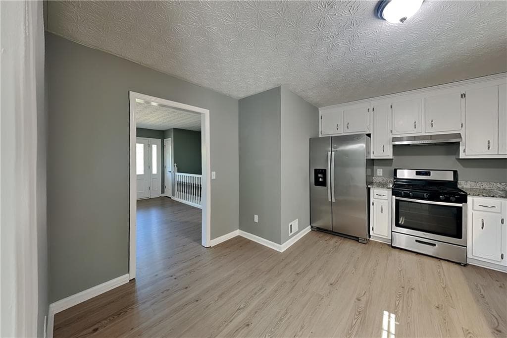 3 bedroom, 2 bathroom, 1,456 sq ft single family residence for rent at 2341 Westland Way, Acworth, GA 30102 for $2,050 a month — photo 4