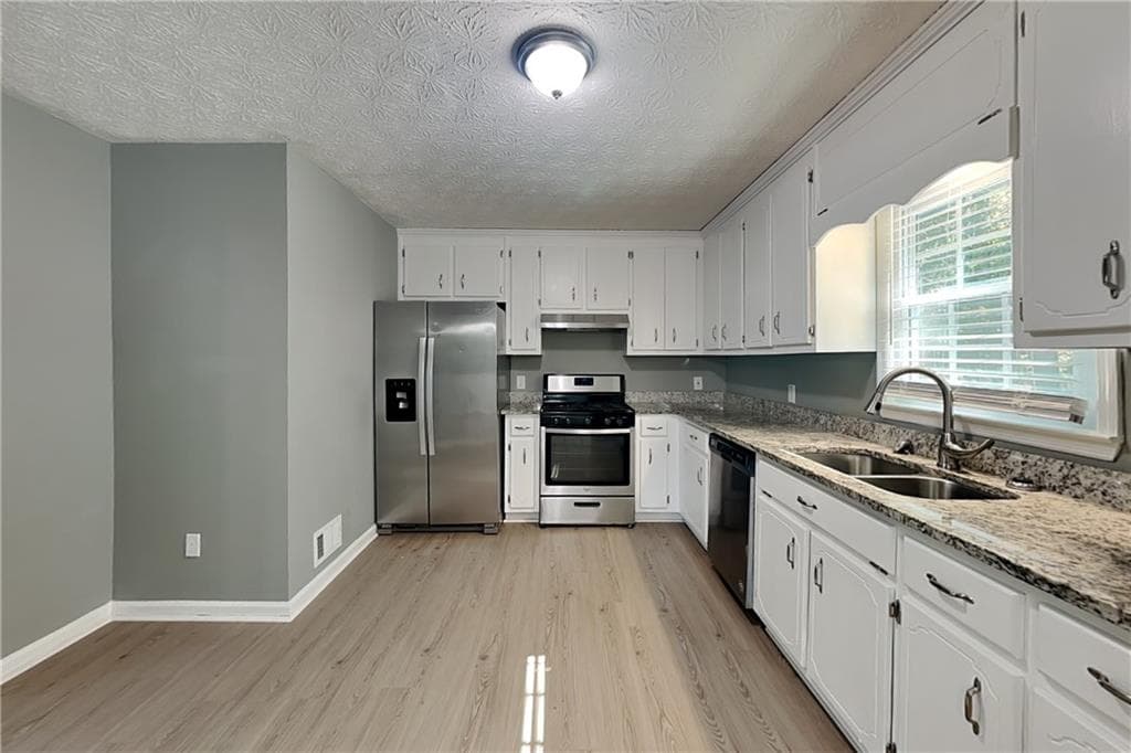 3 bedroom, 2 bathroom, 1,456 sq ft single family residence for rent at 2341 Westland Way, Acworth, GA 30102 for $2,050 a month — photo 5