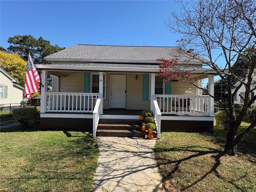 3 bedroom, 2 bathroom, 1,157 sq ft single family residence for sale at 45 Elm Street, Aragon, GA 30104