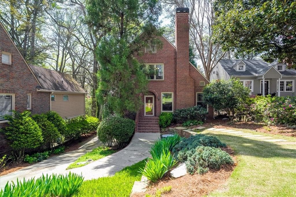 3 bedroom, 3 bathroom, 2,526 sq ft single family residence for rent at 361 Delmont Drive, Atlanta, GA 30305 for $5,000 a month — photo 1 of 30