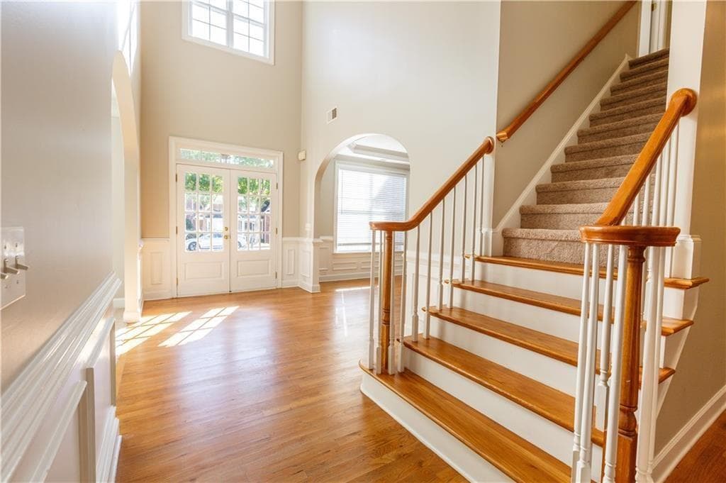 7 bedroom, 5 bathroom, 4,477 sq ft single family residence for rent at 12712 Waterside Drive, Alpharetta, GA 30004 for $4,800 a month — photo 3