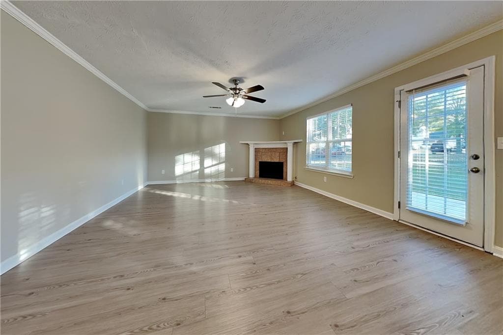 4 bedroom, 3 bathroom, 1,920 sq ft single family residence for rent at 1685 Stephens Pond View, Loganville, GA 30052 for $2,175 a month — photo 3