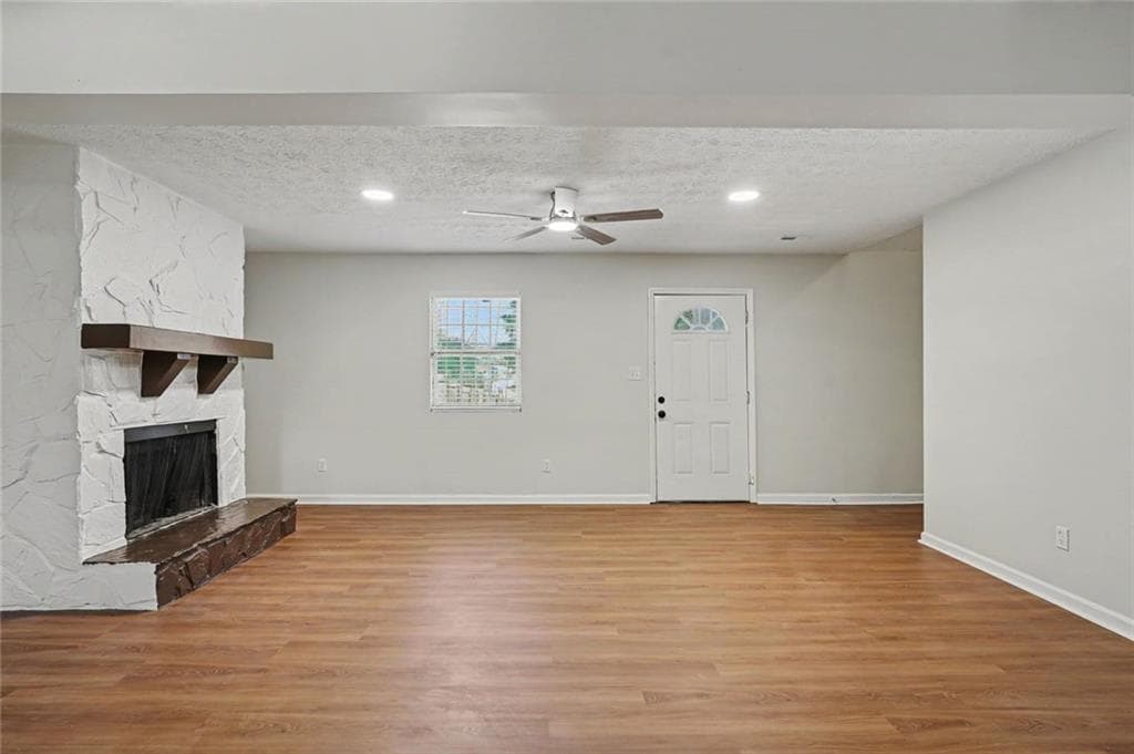 2 bedroom, 3 bathroom, 1,584 sq ft townhouse for sale at 8228 Canyon Forge Drive, Riverdale, GA 30274 — photo 8
