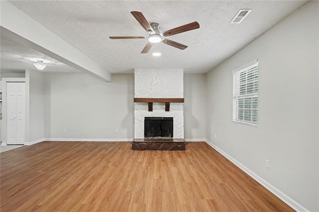 2 bedroom, 3 bathroom, 1,584 sq ft townhouse for sale at 8228 Canyon Forge Drive, Riverdale, GA 30274 — photo 9
