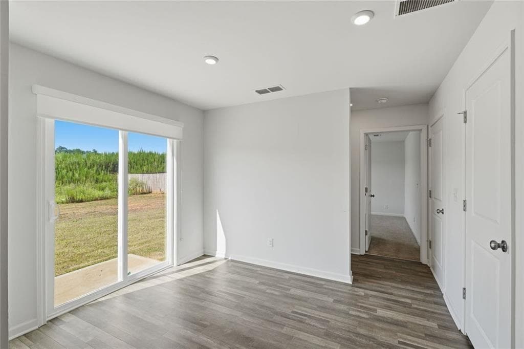 4 bedroom, 3 bathroom, 1,774 sq ft single family residence for rent at 133 Oxford Lane, Kingston, GA 30145 for $2,200 a month — photo 9