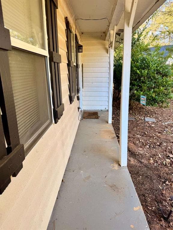 3 bedroom, 2 bathroom, 1,180 sq ft single family residence for sale at 3465 Stallion Court, Powder Springs, GA 30127 — photo 5
