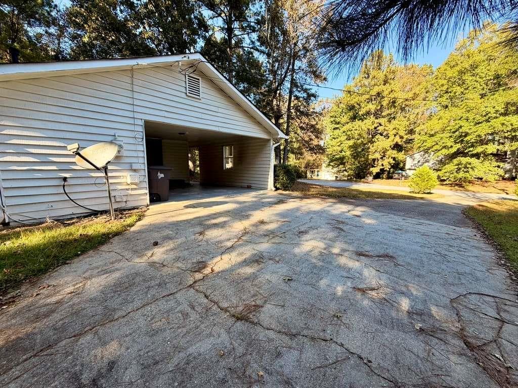 3 bedroom, 2 bathroom, 1,180 sq ft single family residence for sale at 3465 Stallion Court, Powder Springs, GA 30127 — photo 8