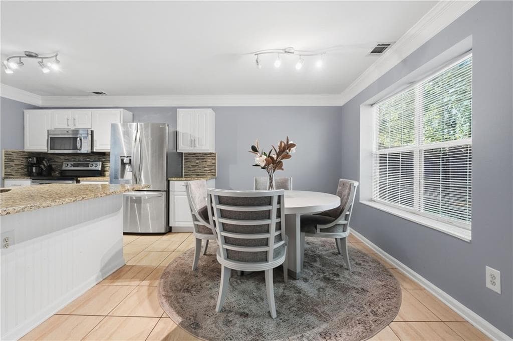 3 bedroom, 3 bathroom, 1,560 sq ft single family residence for rent at 2225 Charleston Pointe, Atlanta, GA 30316 for $3,000 a month — photo 7
