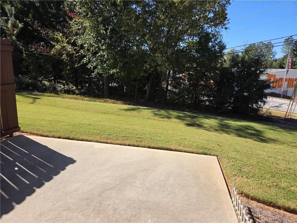 3 bedroom, 3 bathroom, 1,638 sq ft townhouse for rent at 1600 Sugar Glen Court, Lawrenceville, GA 30044 for $2,200 a month — photo 8